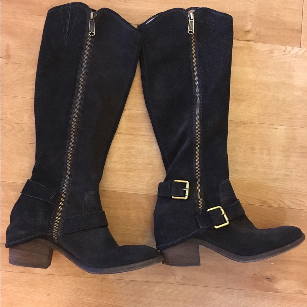 Donald J Pliner brown suede Devi boot